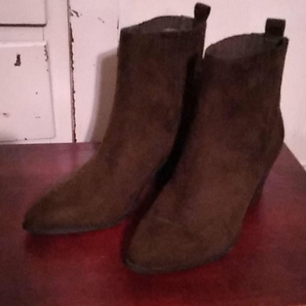 Ladies ankle boots